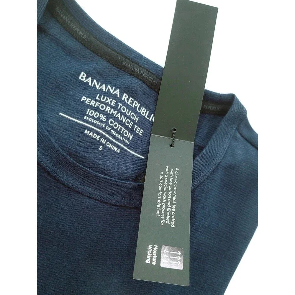 Banana Republic Men’s S Luxe Touch Performance Tee 100% Cotton Dark Blue Knit